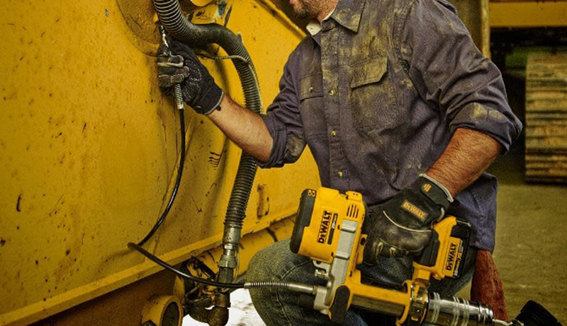 Best Grease Gun for Tractor