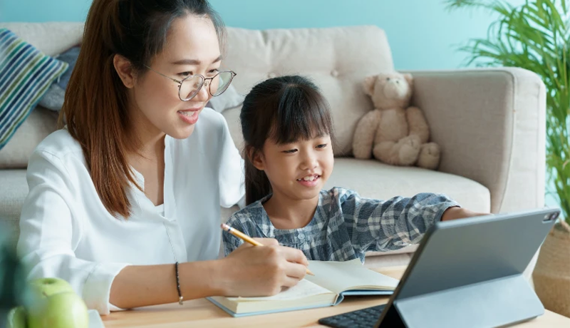 Student 2 in 1 Laptops