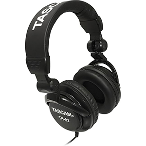 TASCAM TH-02