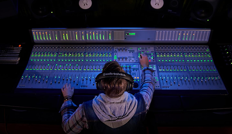 Best Mastering Headphones of 2025