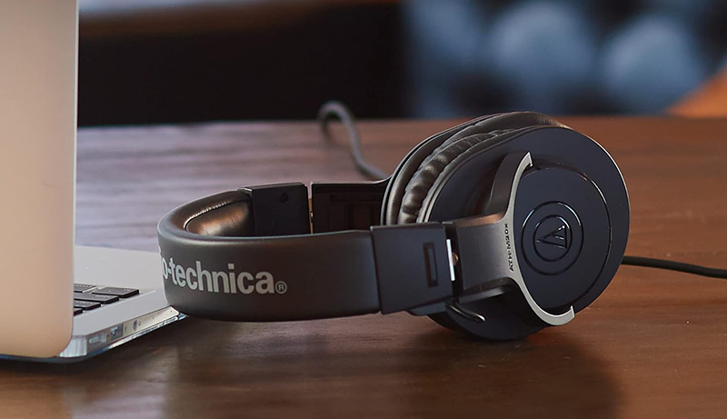 Best Closed Back Headphones of 2025